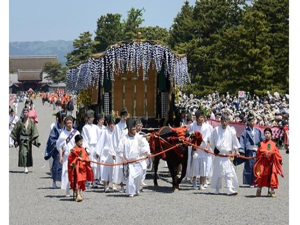 葵祭を下賀茂神社で鑑賞