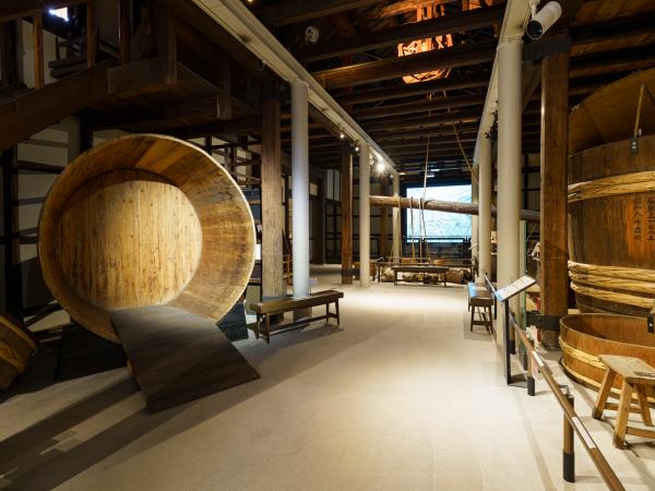 酒ミュージアム 酒蔵館