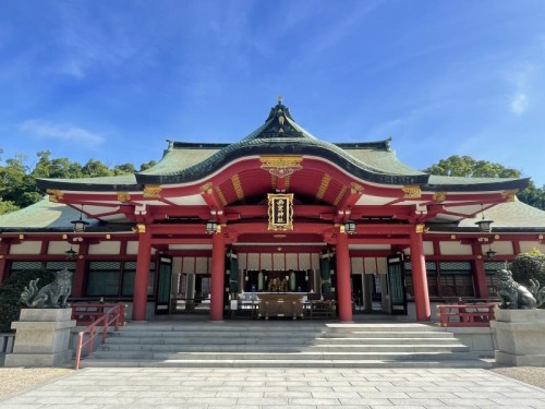 えびす宮総本社　西宮神社でご利益アップ！＆名水が作り出す十割蕎麦ランチ