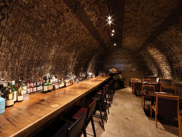 バー＆ビストロ共栄窯