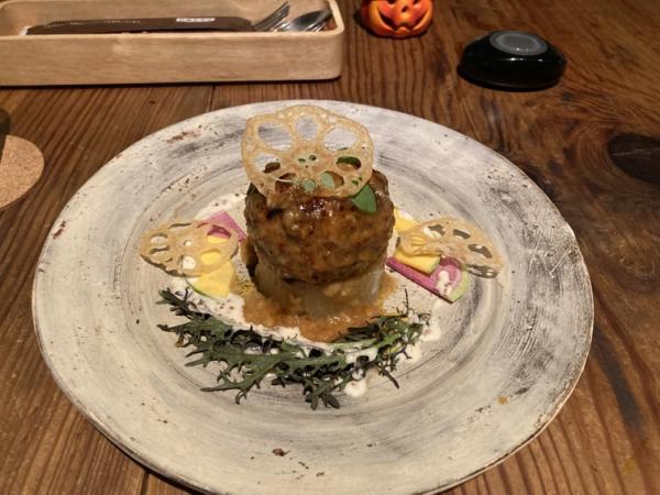 知多牛と知多豚のハンバーグ