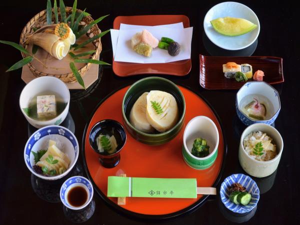 錦水亭　たけのこづくし